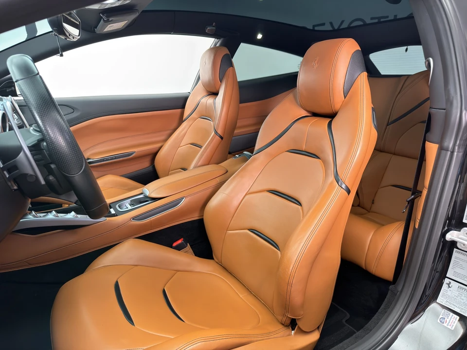 2018 Ferrari GTC4Lusso T - Image 15 of 22
