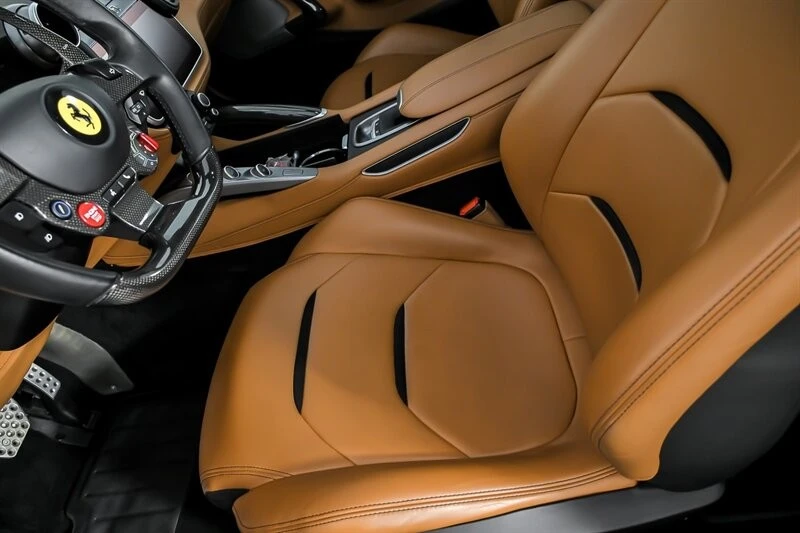 2018 Ferrari GTC4Lusso T - Image 20 of 31