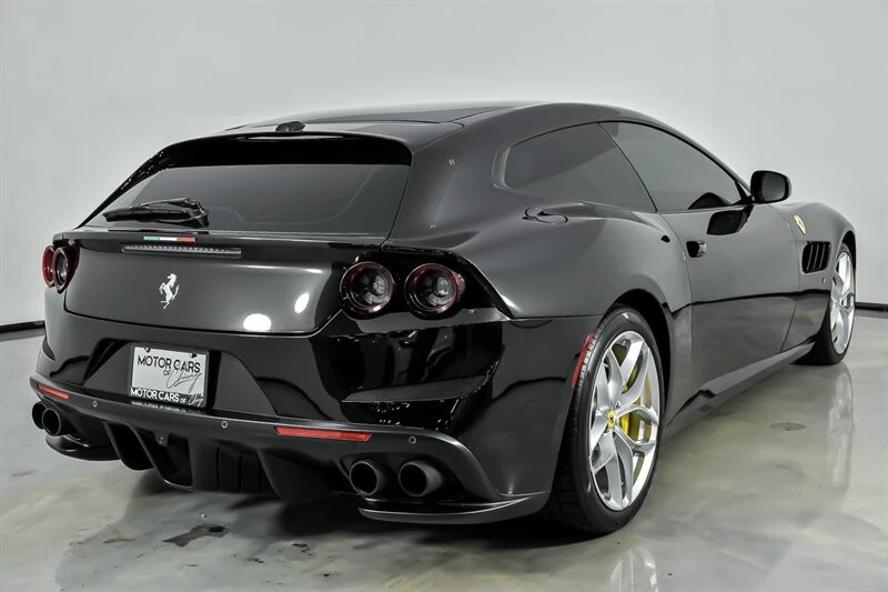 2018 Ferrari GTC4Lusso T - Image 10 of 31