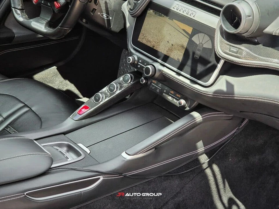 2018 Ferrari GTC4Lusso T - Image 20 of 31