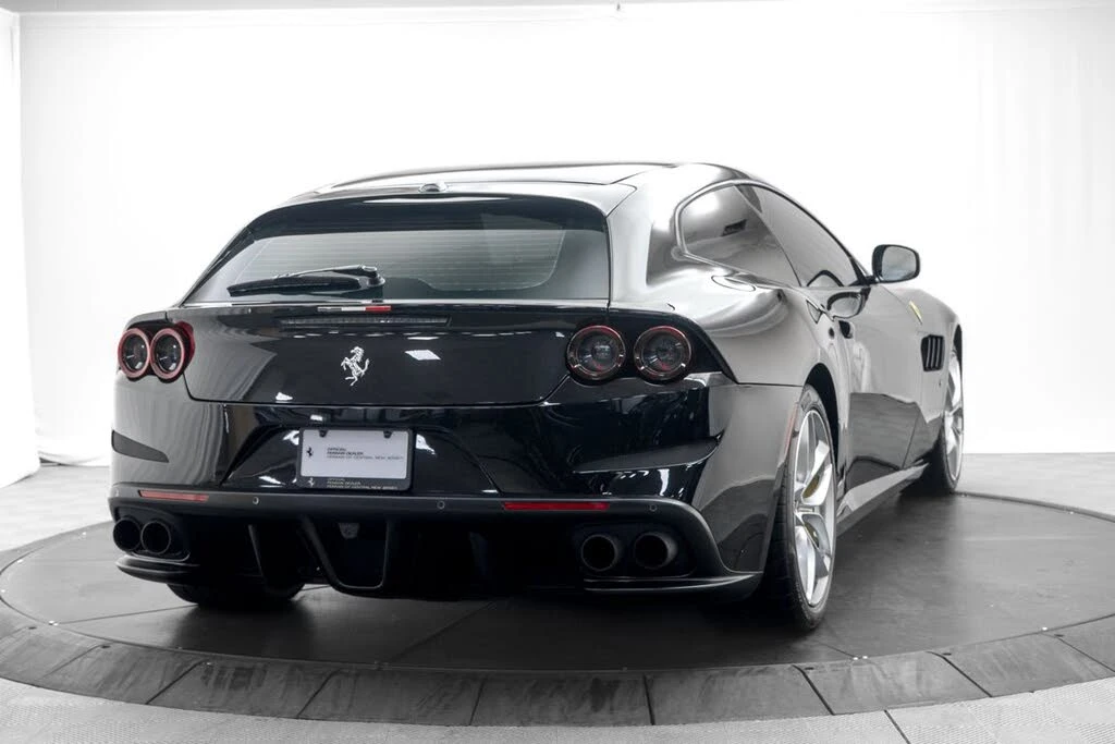 2018 Ferrari GTC4Lusso T - Image 6 of 31