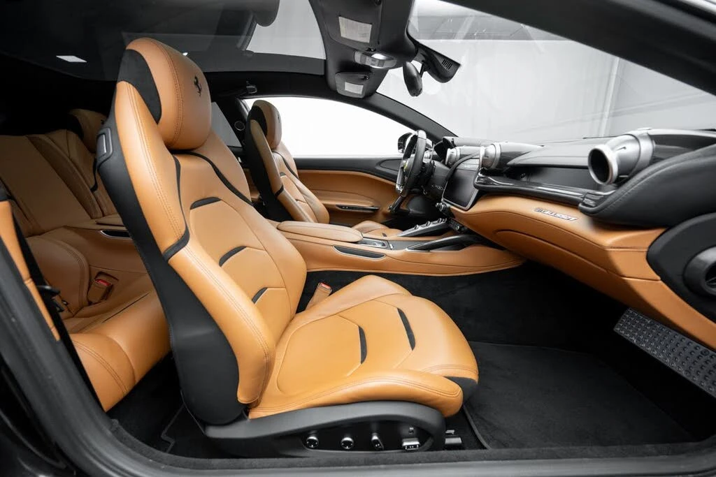 2018 Ferrari GTC4Lusso T - Image 13 of 31