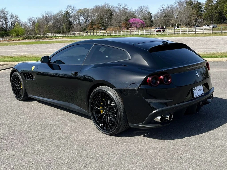 2018 Ferrari GTC4Lusso T - Image 4 of 31