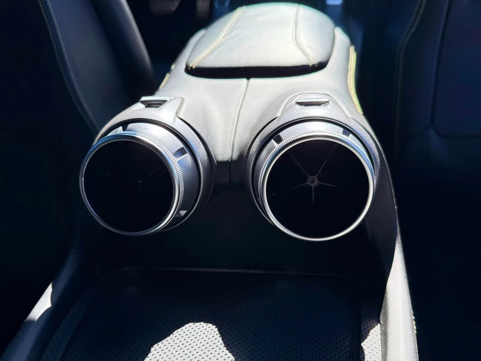 2018 Ferrari GTC4Lusso T - Image 27 of 31