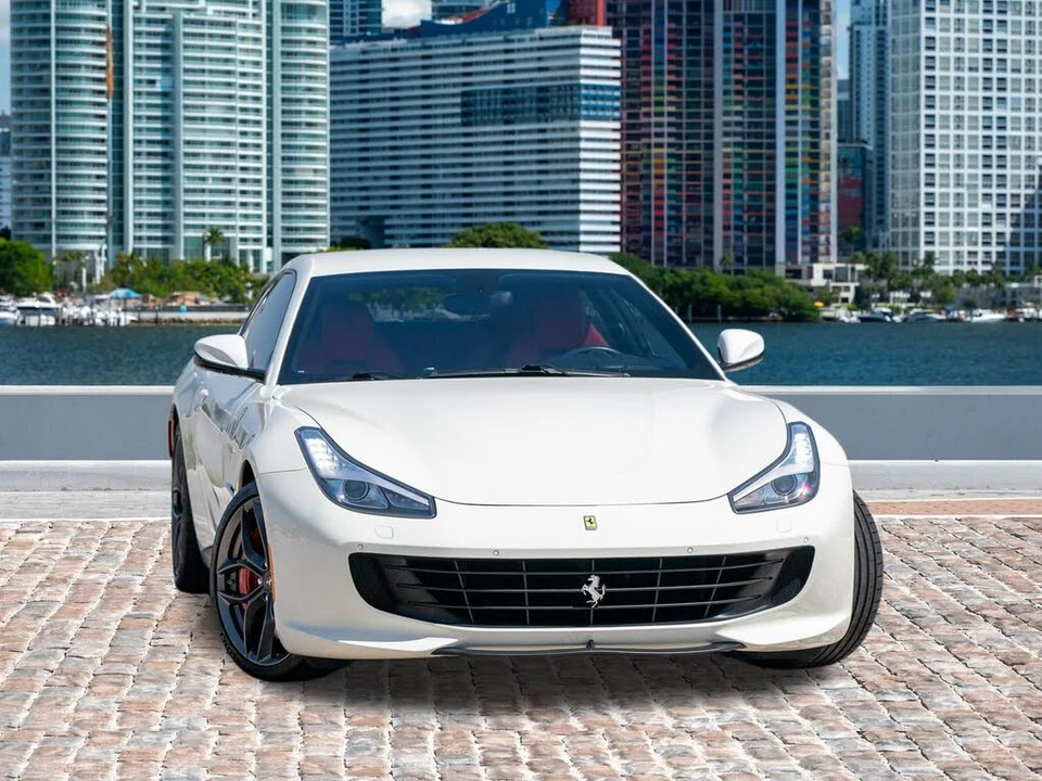 2018 Ferrari GTC4Lusso T - Image 2 of 31