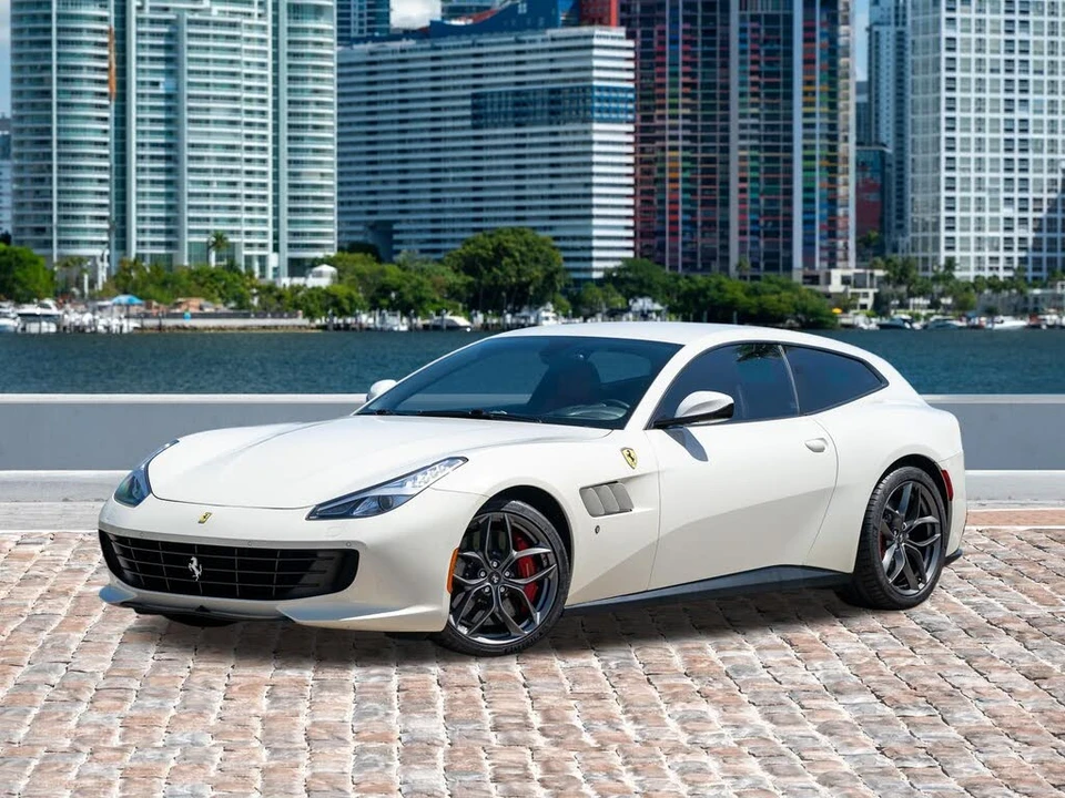 2018 Ferrari GTC4Lusso T - Image 9 of 31