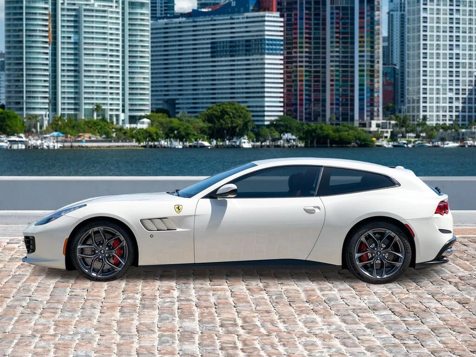 2018 Ferrari GTC4Lusso T - Image 10 of 31