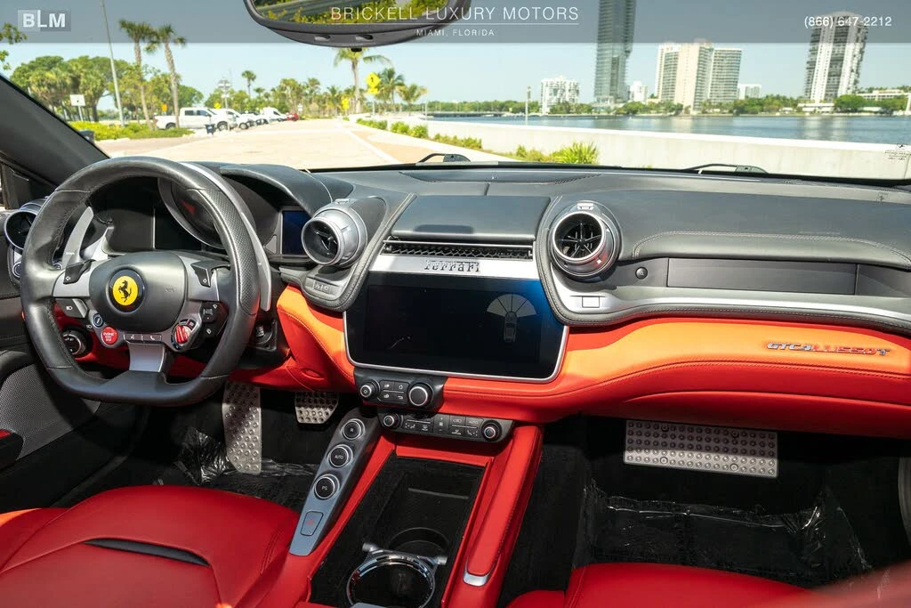 2018 Ferrari GTC4Lusso T - Image 8 of 31