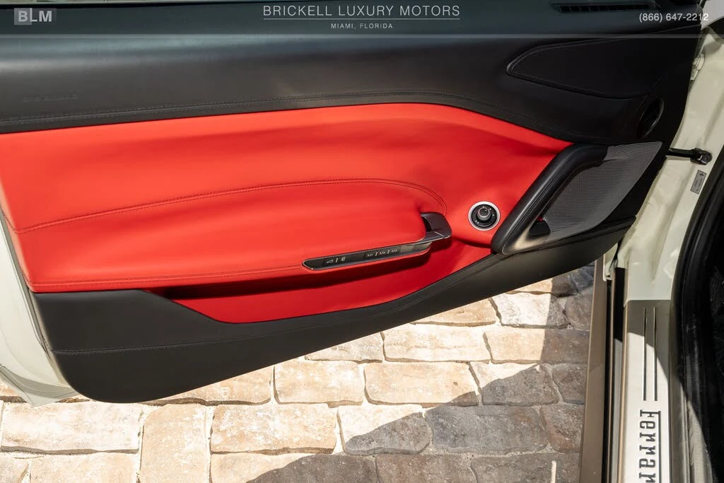 2018 Ferrari GTC4Lusso T - Image 16 of 31