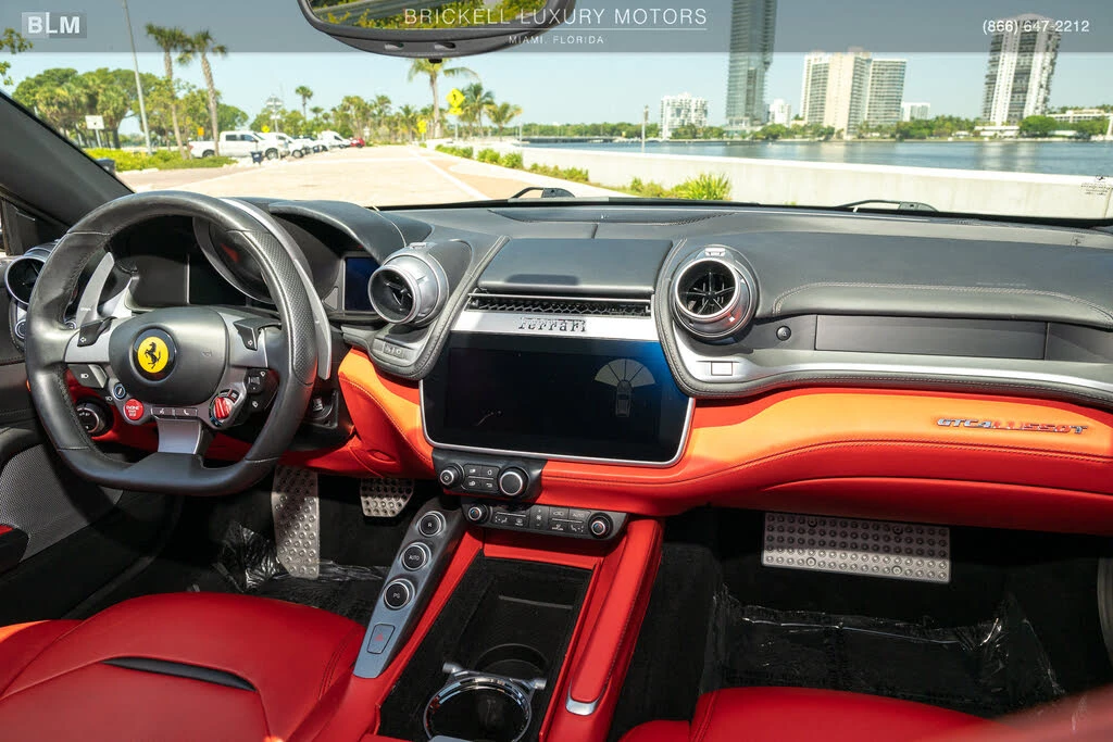 2018 Ferrari GTC4Lusso T - Image 8 of 31