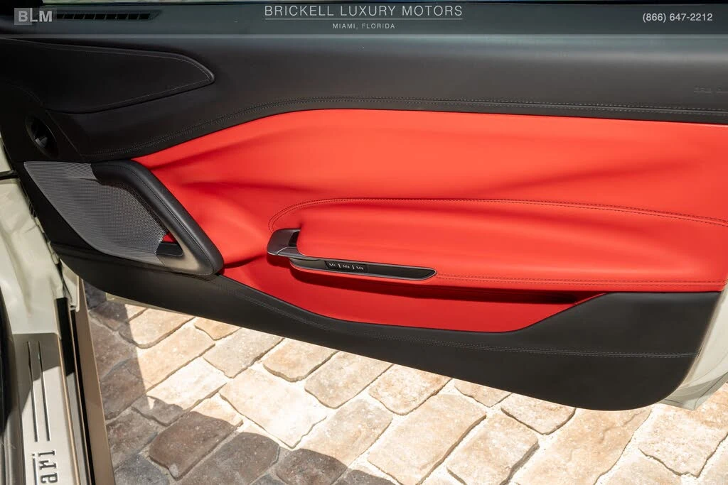 2018 Ferrari GTC4Lusso T - Image 17 of 31