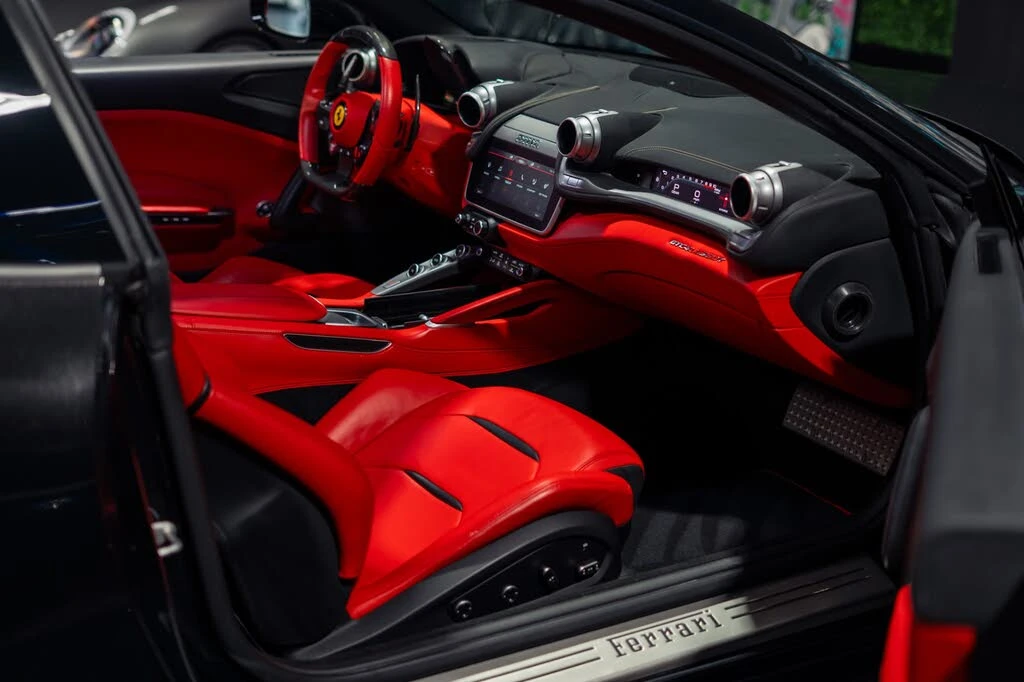 2018 Ferrari GTC4Lusso T - Image 2 of 31