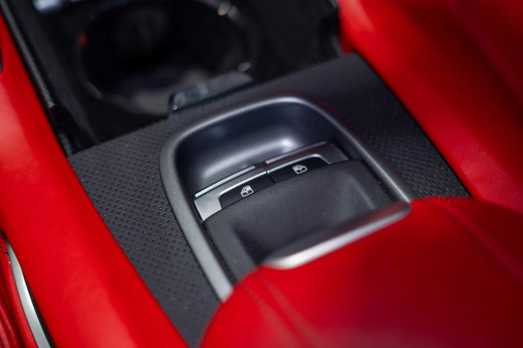2018 Ferrari GTC4Lusso T - Image 27 of 31