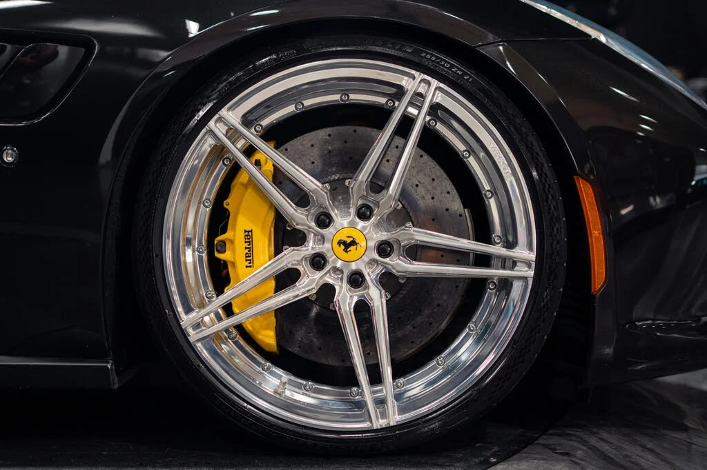 2018 Ferrari GTC4Lusso T - Image 6 of 31