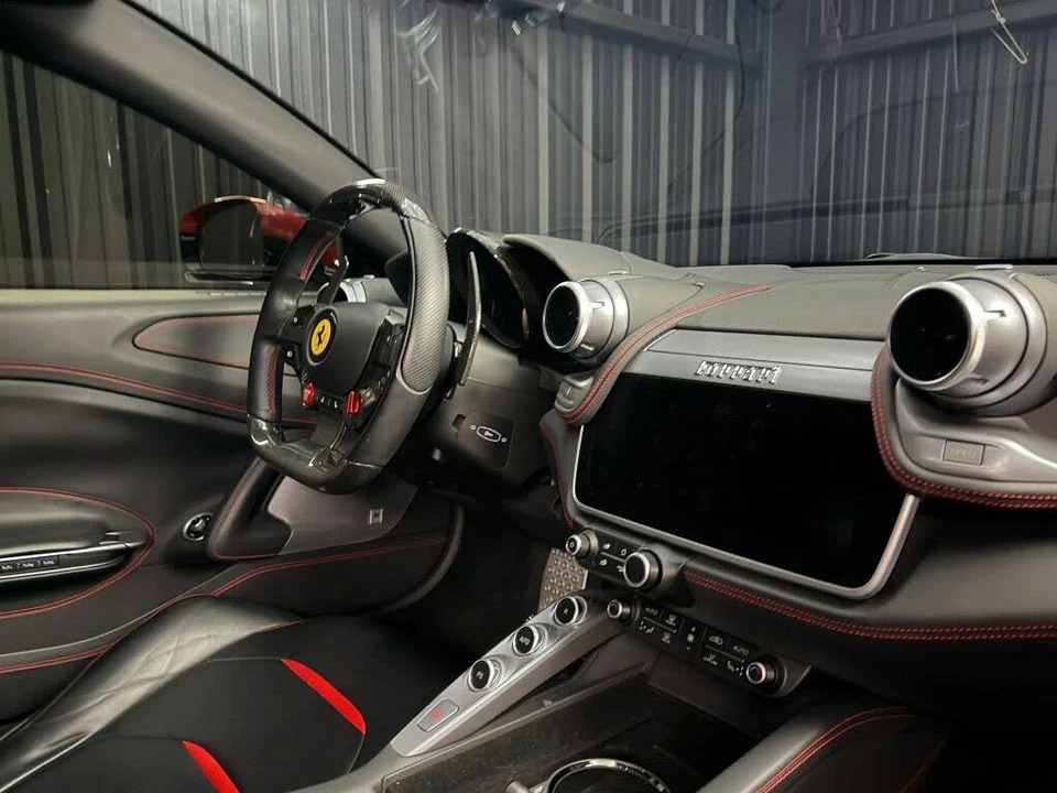 2018 Ferrari GTC4Lusso T - Image 19 of 22