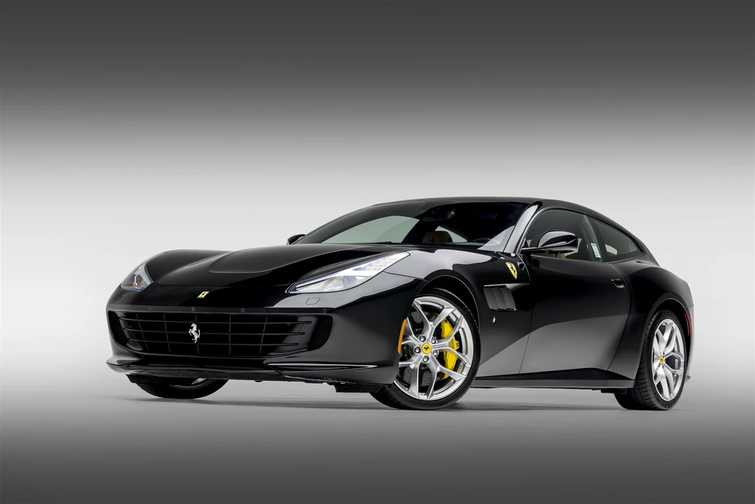 2018 Ferrari GTC4Lusso T - Image 2 of 31