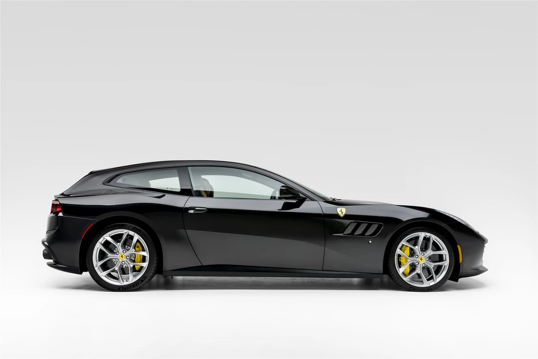 2018 Ferrari GTC4Lusso T - Image 26 of 31