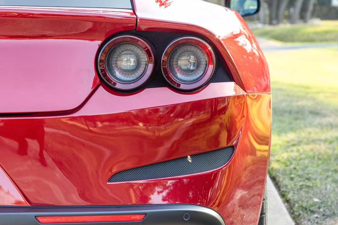 2018 Ferrari GTC4Lusso T - Image 18 of 31