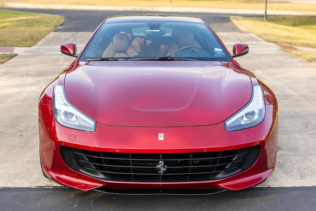 2018 Ferrari GTC4Lusso T - Image 2 of 31