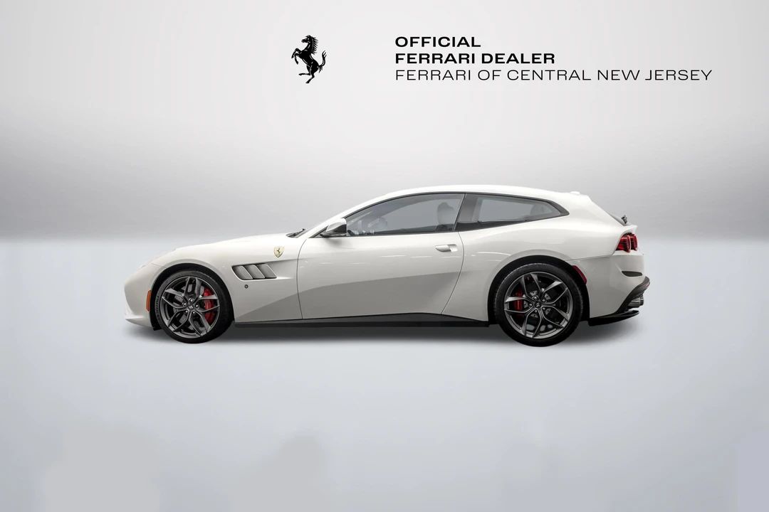 2018 Ferrari GTC4Lusso T - Image 4 of 31