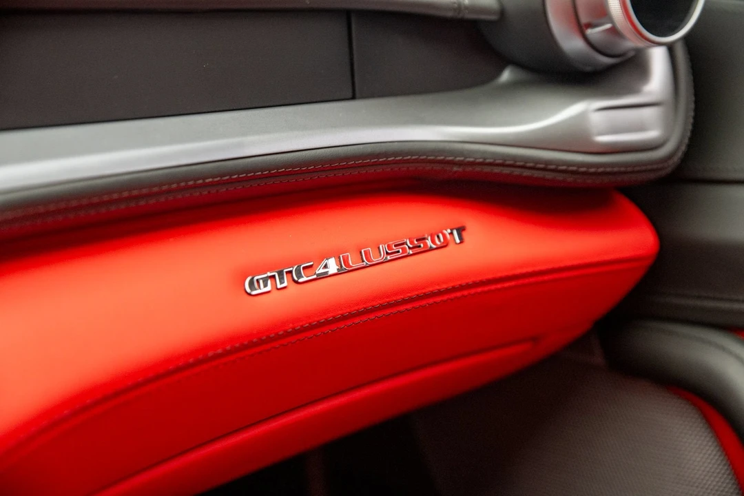 2018 Ferrari GTC4Lusso T - Image 22 of 31