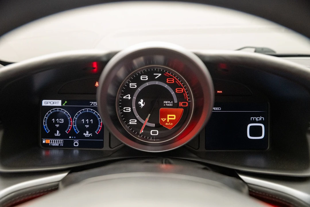 2018 Ferrari GTC4Lusso T - Image 18 of 31