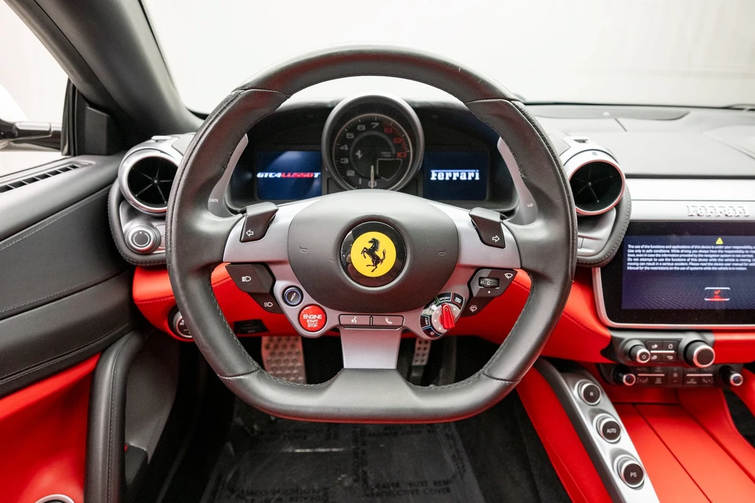 2018 Ferrari GTC4Lusso T - Image 11 of 31