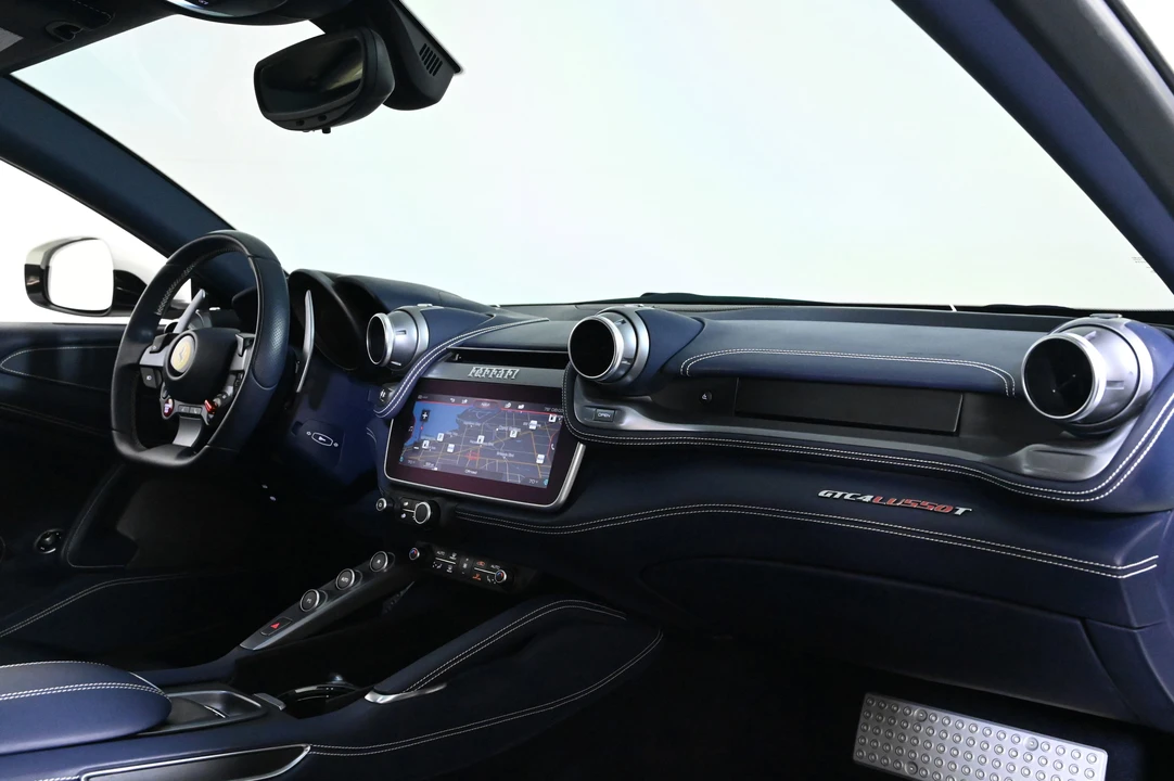 2018 Ferrari GTC4Lusso T - Image 17 of 31