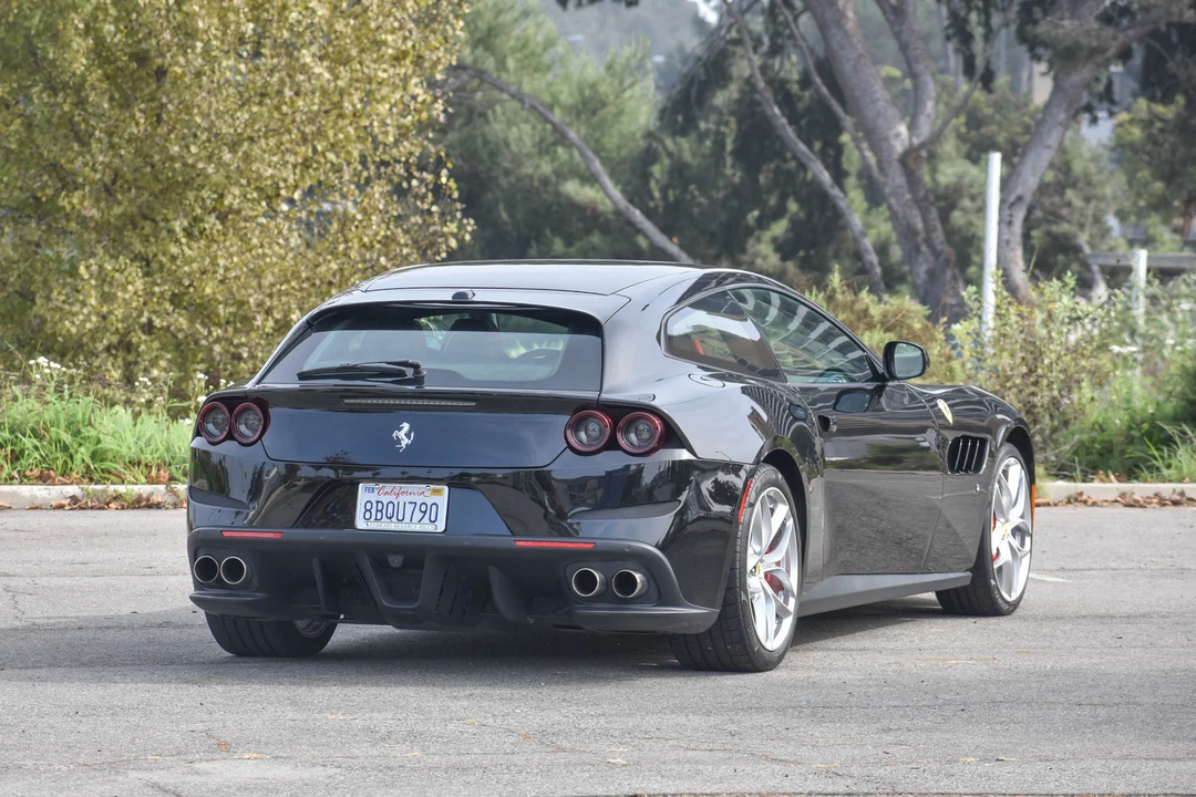2018 Ferrari GTC4Lusso T - Image 13 of 31