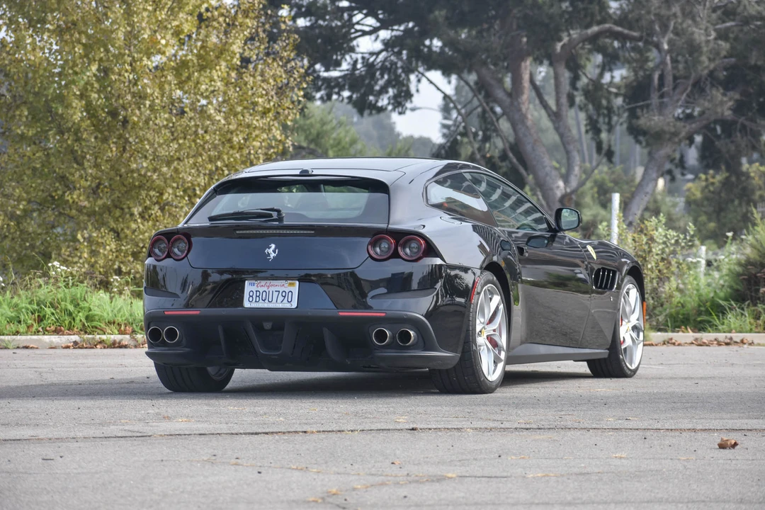 2018 Ferrari GTC4Lusso T - Image 14 of 31