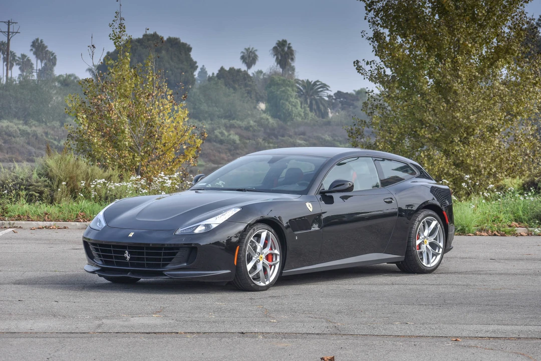 2018 Ferrari GTC4Lusso T - Image 2 of 31