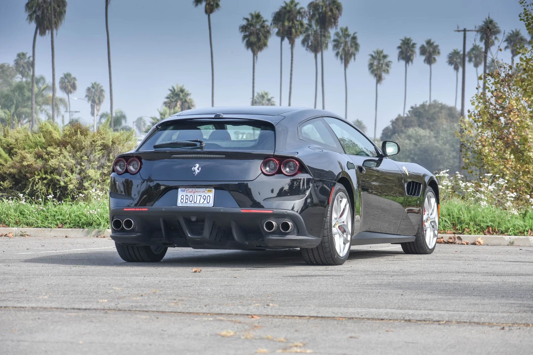 2018 Ferrari GTC4Lusso T - Image 16 of 31