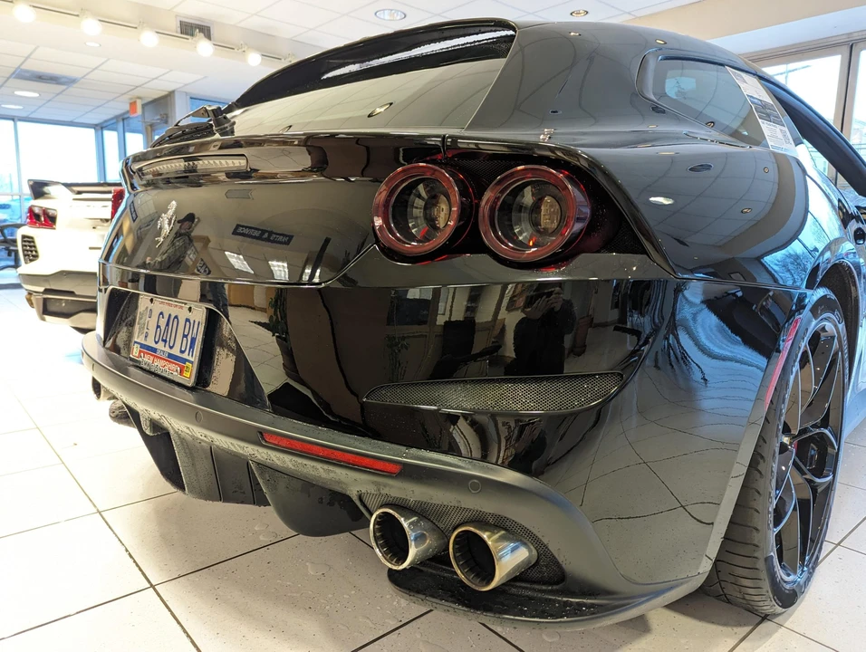 2018 Ferrari GTC4Lusso T - Image 16 of 31