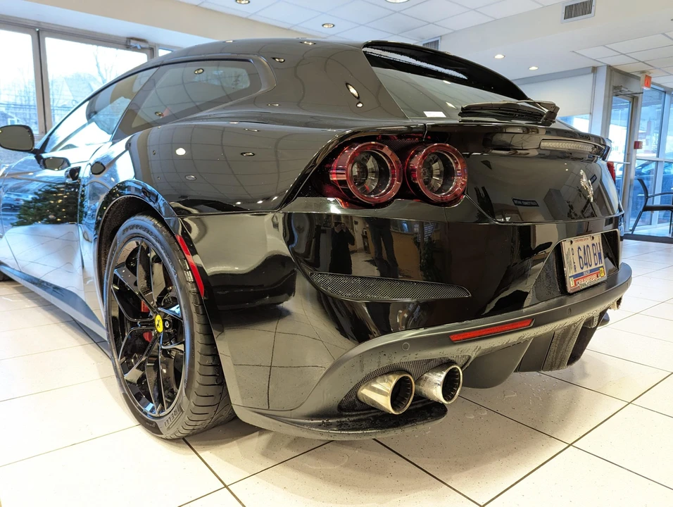 2018 Ferrari GTC4Lusso T - Image 15 of 31