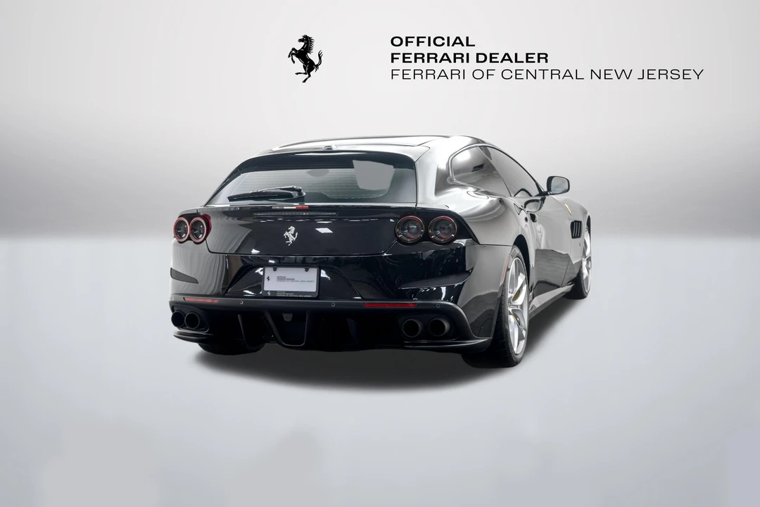 2018 Ferrari GTC4Lusso T - Image 6 of 31