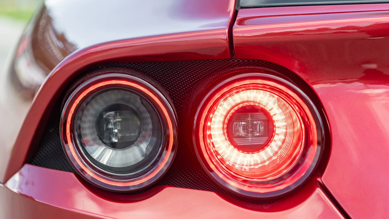 2018 Ferrari GTC4Lusso T - Image 15 of 31