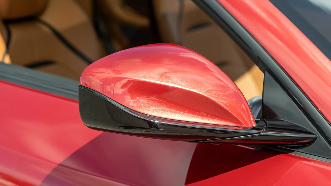 2018 Ferrari GTC4Lusso T - Image 24 of 31