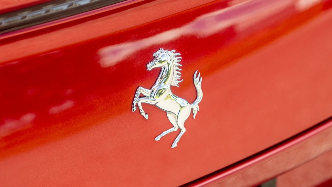 2018 Ferrari GTC4Lusso T - Image 30 of 31