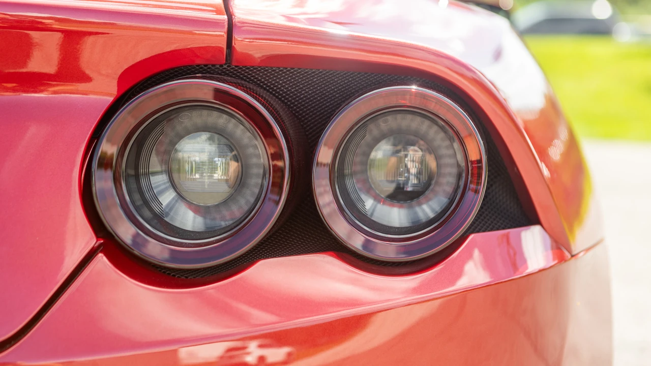 2018 Ferrari GTC4Lusso T - Image 18 of 31