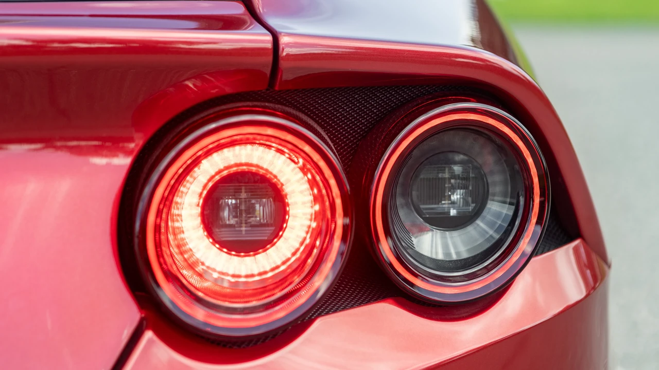 2018 Ferrari GTC4Lusso T - Image 16 of 31