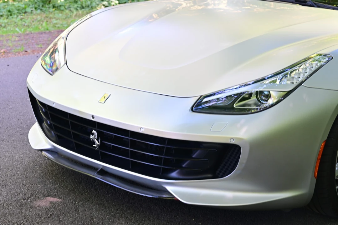 2018 Ferrari GTC4Lusso T - Image 19 of 31
