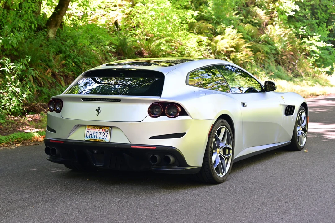 2018 Ferrari GTC4Lusso T - Image 10 of 31