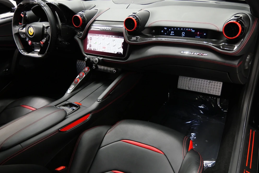 2018 Ferrari GTC4Lusso - Image 14 of 21