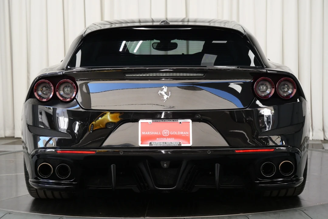 2018 Ferrari GTC4Lusso - Image 8 of 21