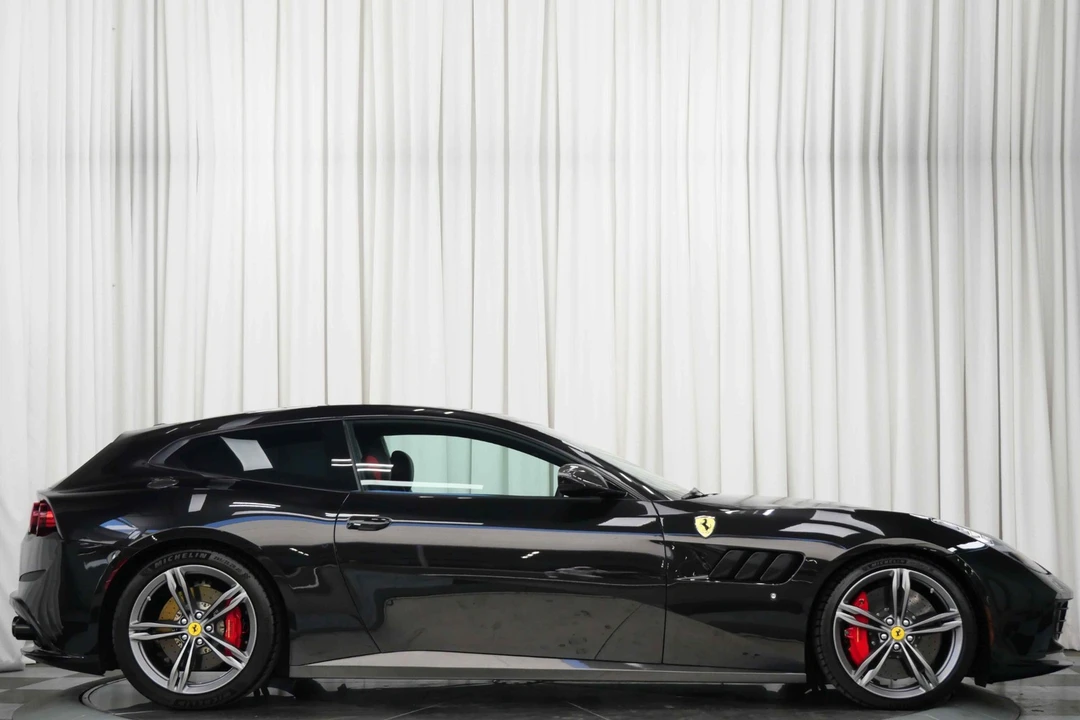 2018 Ferrari GTC4Lusso - Image 2 of 21