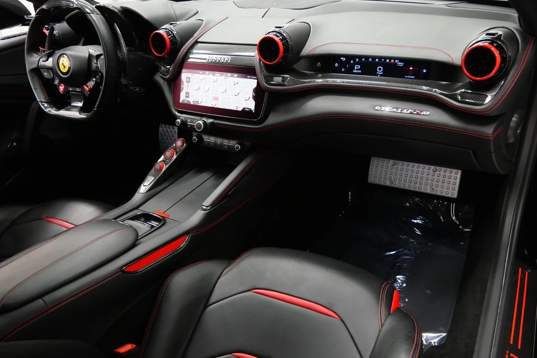 2018 Ferrari GTC4Lusso - Image 14 of 21
