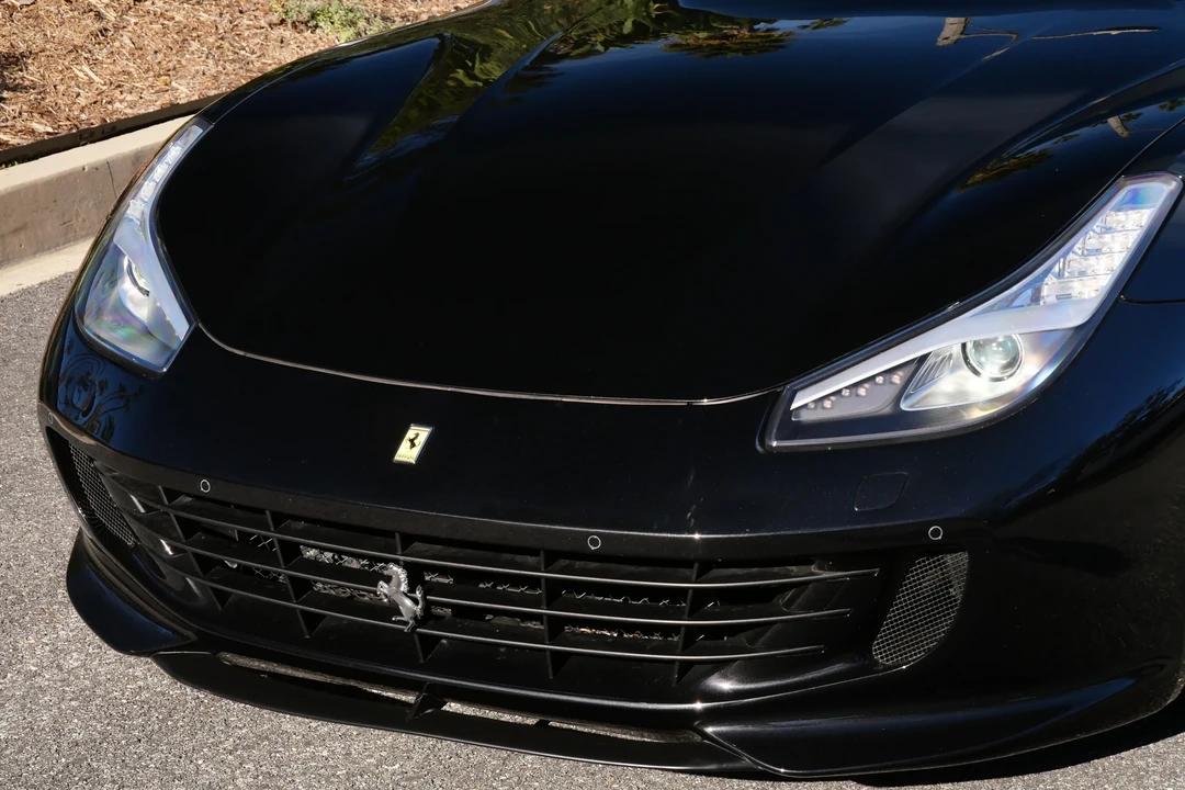2018 Ferrari GTC4Lusso - Image 10 of 31