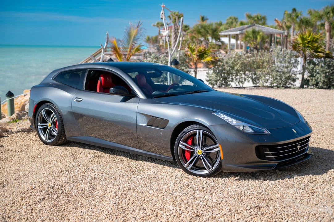 2018 Ferrari GTC4Lusso - Image 3 of 31