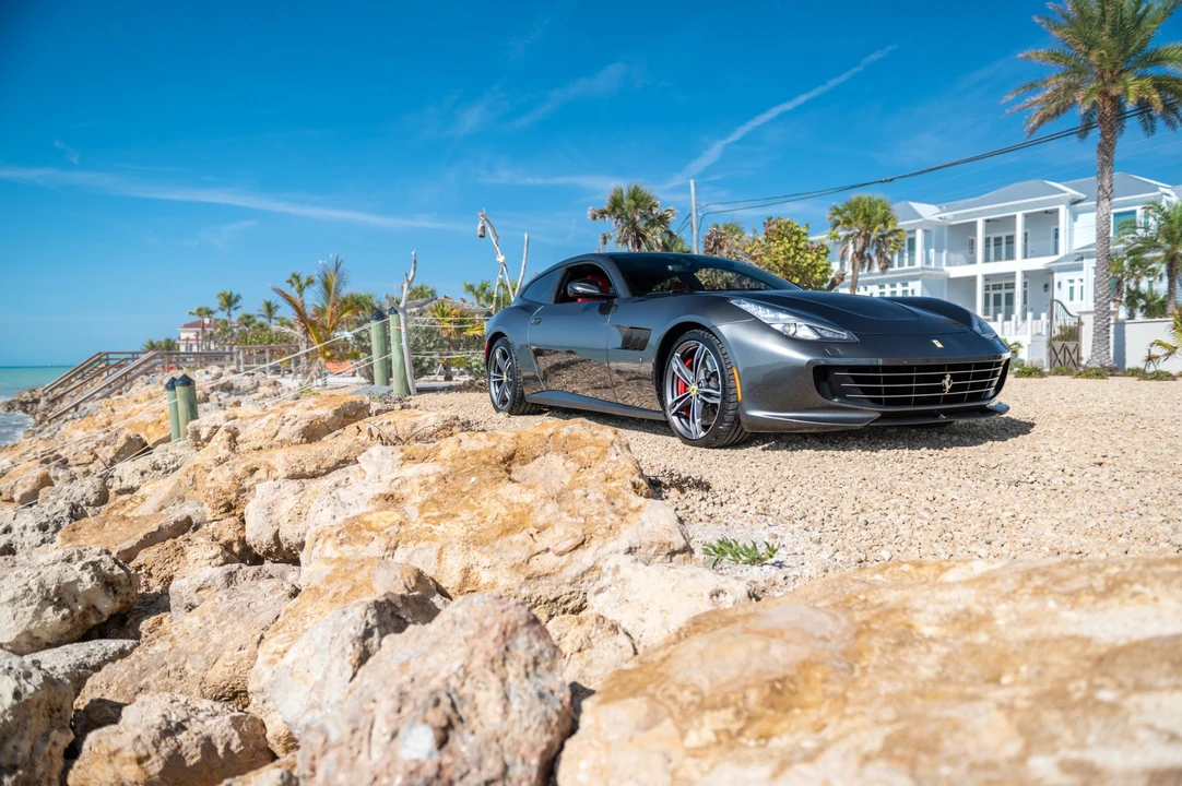 2018 Ferrari GTC4Lusso - Image 16 of 31