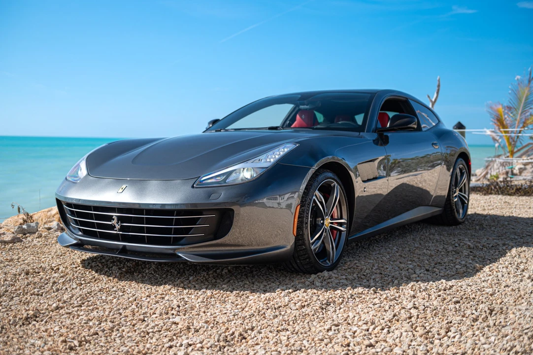 2018 Ferrari GTC4Lusso - Image 5 of 31